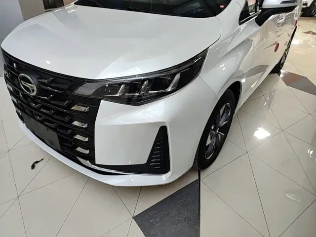 GAC Trumpchi M6 — Фото автомобиля 23