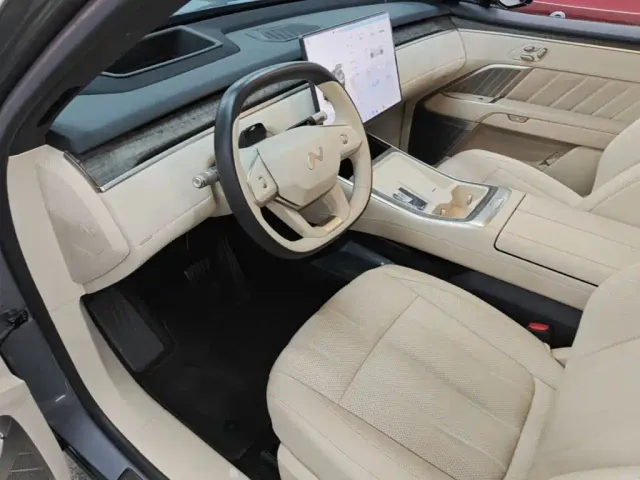 Onvo L90 — Фото автомобиля 15