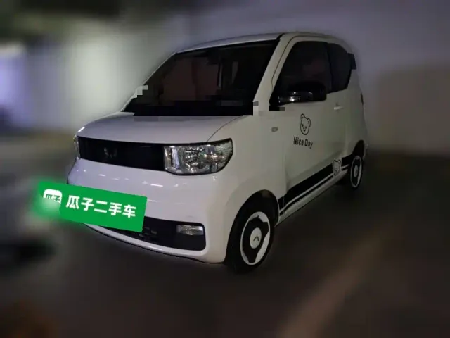 Фотография автомобиля — Wuling Hongguang Mini EV