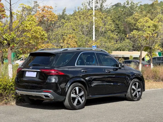Mercedes-Benz GLE-Class — Фото автомобиля 5