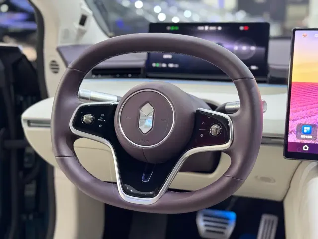 Luxeed S7 — Фото автомобиля 16