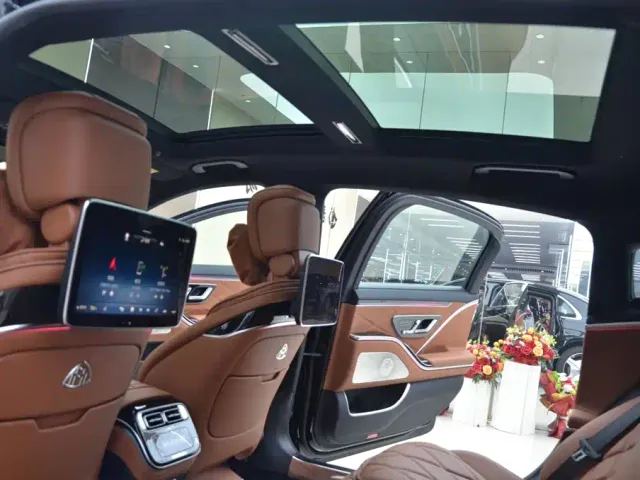 Mercedes-Benz Maybach S-Class — Фото автомобиля 16