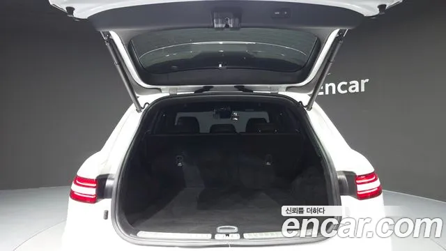Genesis GV70 — Фото автомобиля 20