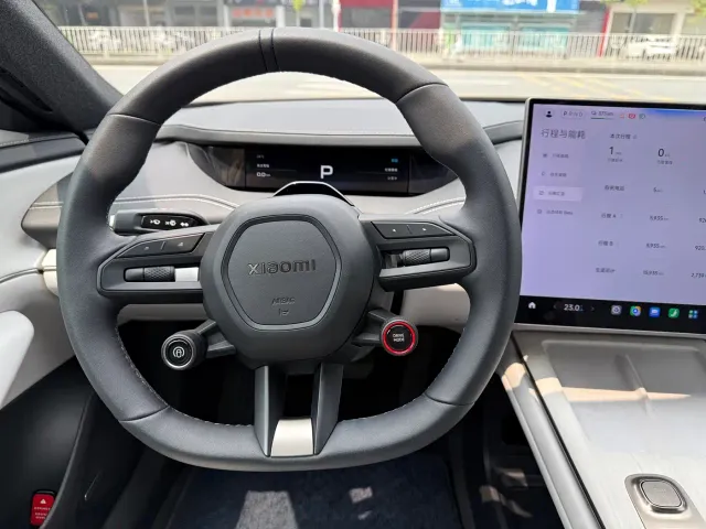 Xiaomi SU7 — Фото автомобиля 13