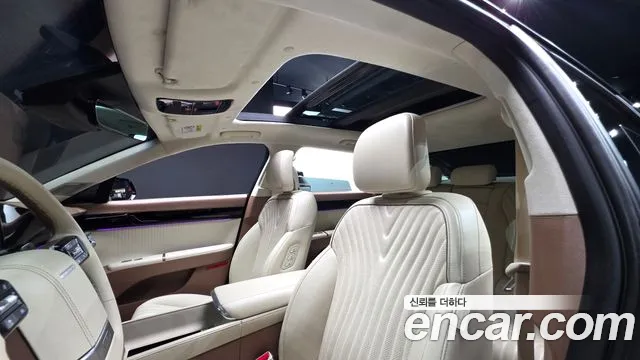 Hyundai Grandeur Grandeur (GN7) 2.5 Бензин 2WD — Фото автомобиля 18