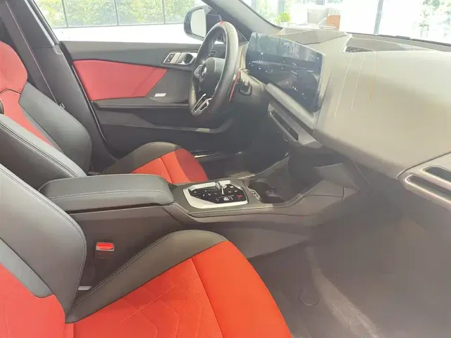 BMW M235L — Фото автомобиля 11