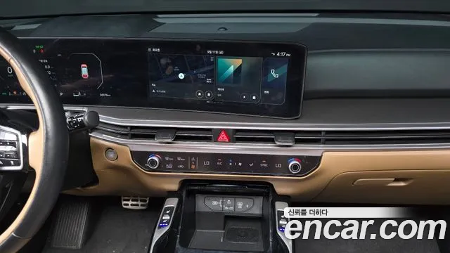 Kia Sorento Бензин 2.5T 2WD — Фото автомобиля 4