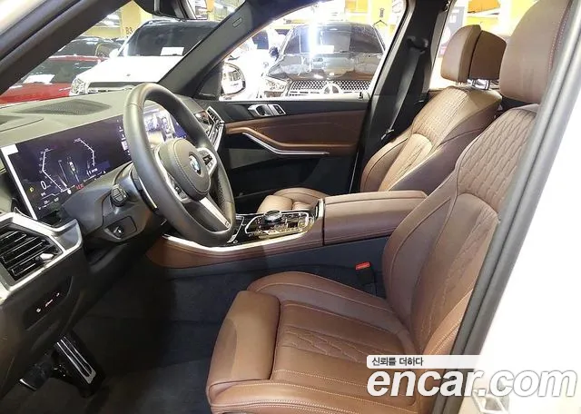 BMW X5 xDrive 40i M Sport — Фото автомобиля 10