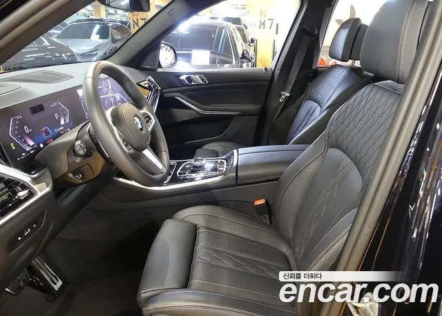 BMW X5 xDrive 40i M Sport — Фото автомобиля 10