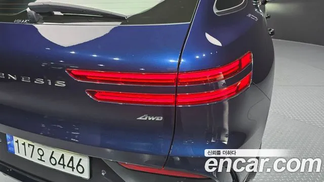 Genesis GV70 — Фото автомобиля 8