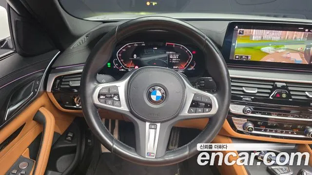 BMW 5 Series G30 — Фото автомобиля 20