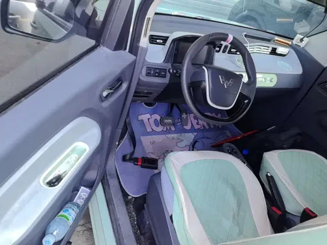 Wuling Hongguang Mini EV — Фото автомобиля 15