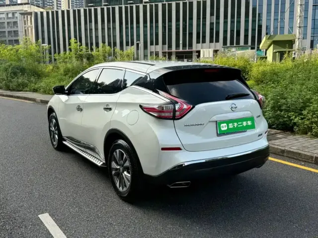 Nissan Murano — Фото автомобиля 4