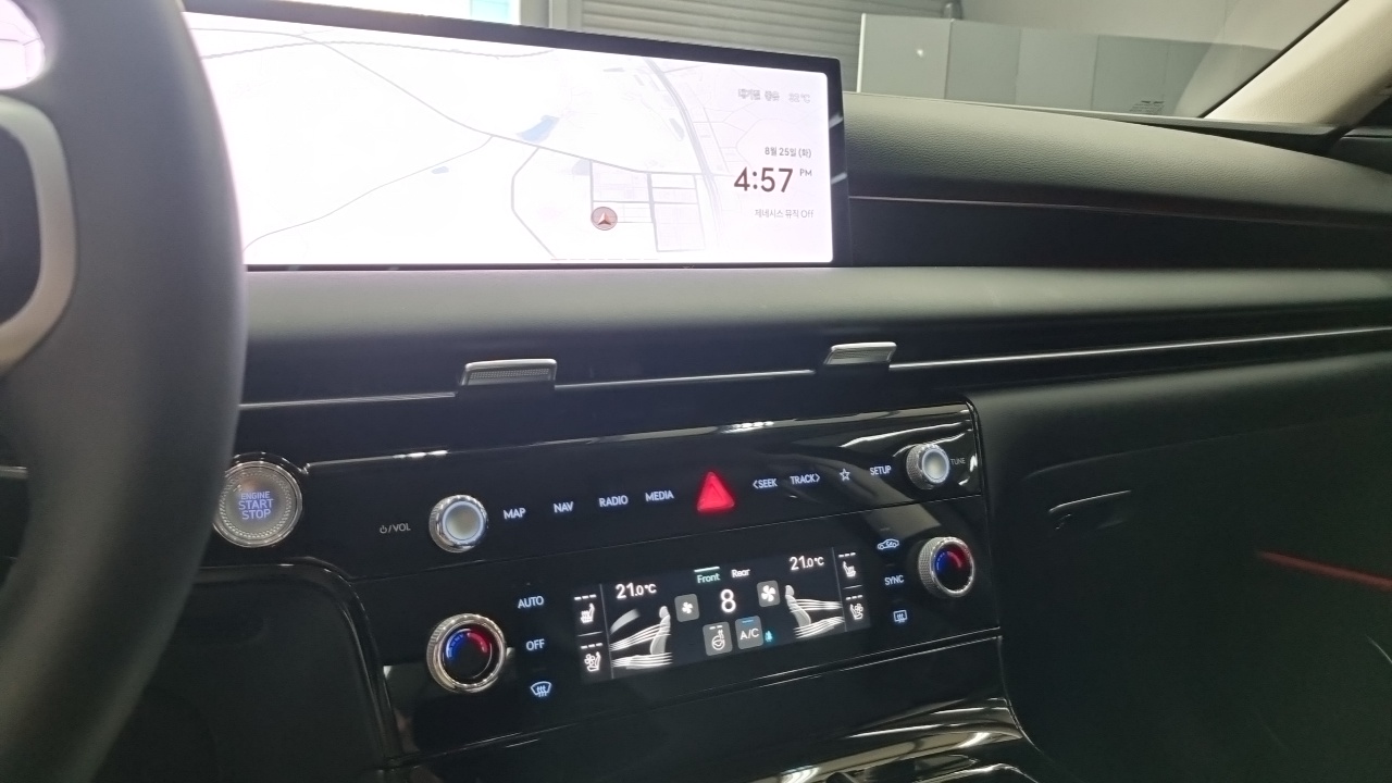 Genesis G80 Бензин 2.5 турбо AWD — Фото автомобиля 13