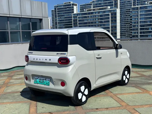 Wuling Hongguang Mini EV — Фото автомобиля 2