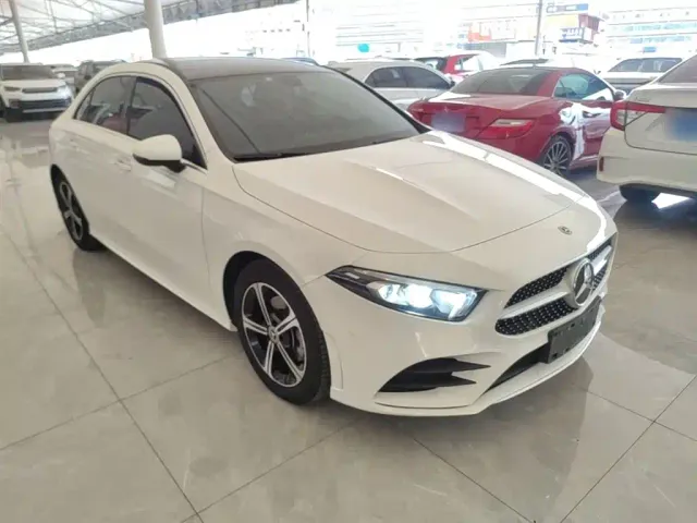Mercedes-Benz A-Class — Фото автомобиля 3