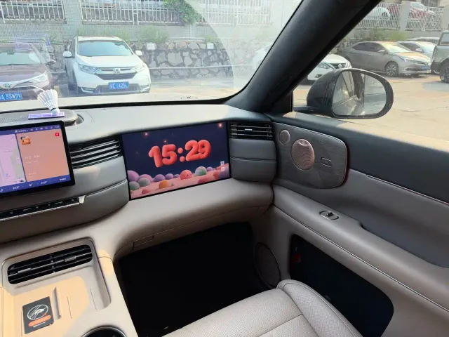 IM Motors LS8 — Фото автомобиля 17