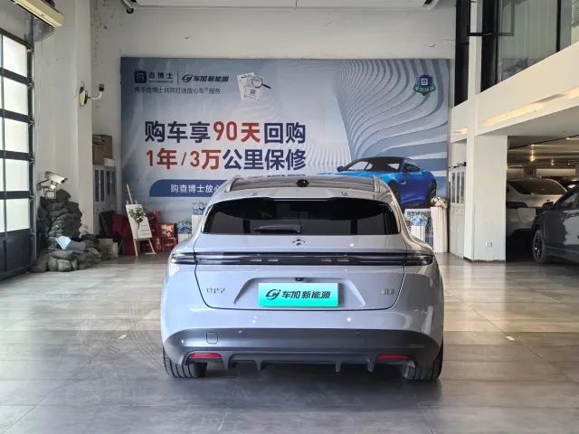 Nio ET5 Touring — Фото автомобиля 9