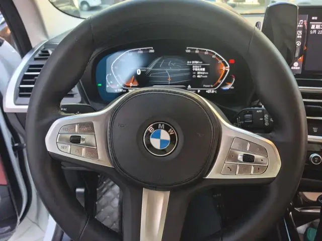 BMW X3 — Фото автомобиля 15