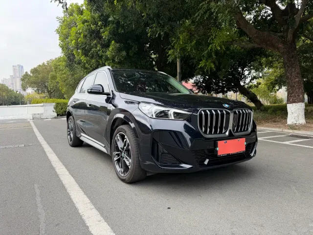 BMW X1 — Фото автомобиля 3