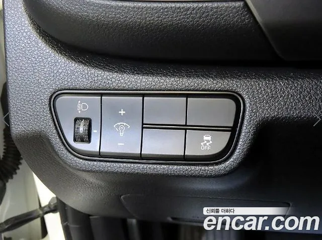 Kia Seltos — Фото автомобиля 14