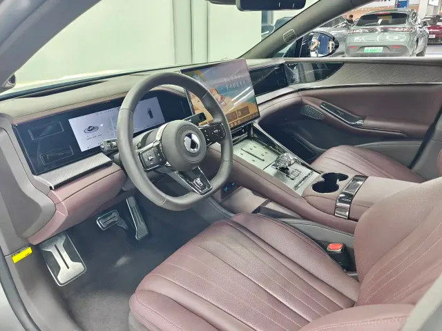Denza Denza Z9GT 2024 Model 1100 AWD Max Edition — Фото автомобиля 20