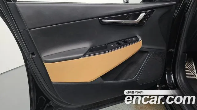 Kia EV6 — Фото автомобиля 13