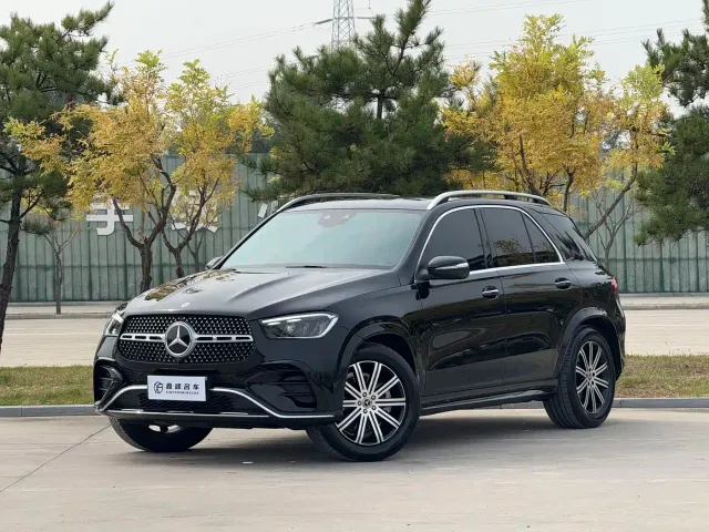 Фотография автомобиля — Mercedes-Benz GLE-Class