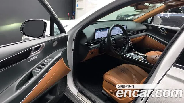 Genesis GV80 — Фото автомобиля 15