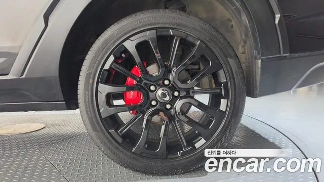 KG_Mobility_Ssangyong Torres Бензин 1.5 2WD — Фото автомобиля 21
