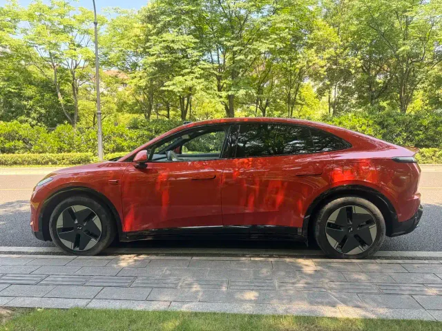 Onvo L60 — Фото автомобиля 10