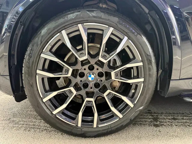 BMW X5 — Фото автомобиля 5