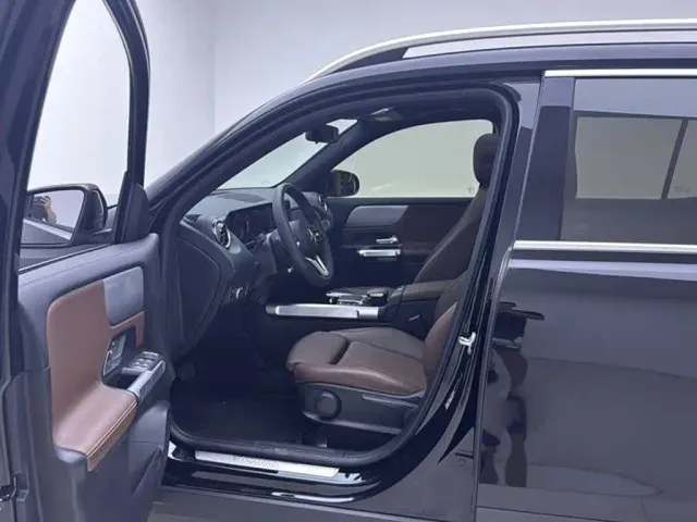 Mercedes-Benz GLB-Class — Фото автомобиля 15