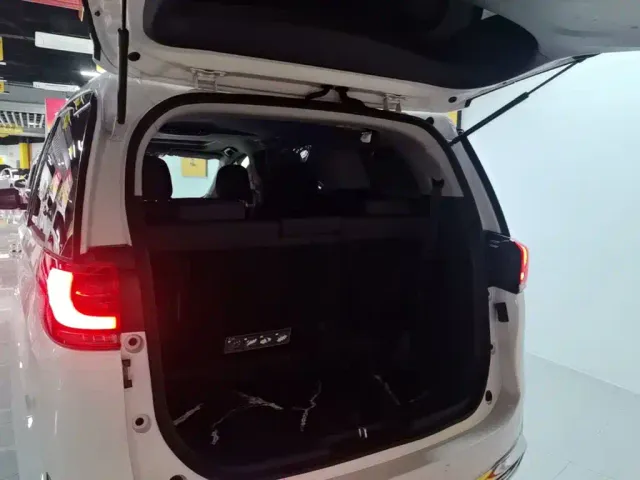 GAC Trumpchi M8 — Фото автомобиля 18