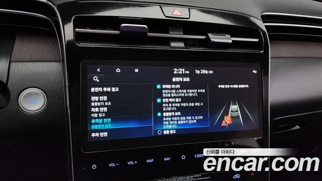 Hyundai Tucson Tucson (NX4) Бензин 1.6 Turbo 4WD — Фото автомобиля 16