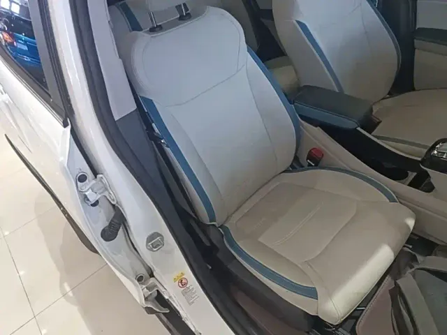 BYD Yuan Pro — Фото автомобиля 24