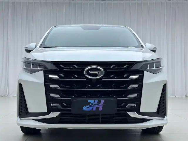 GAC Trumpchi M6 — Фото автомобиля 2