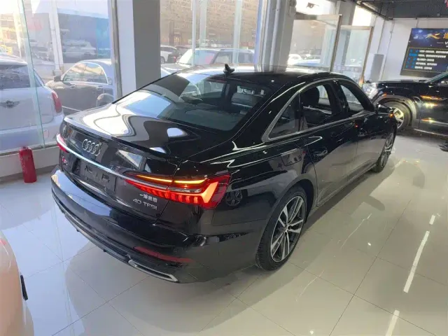 Audi A6L — Фото автомобиля 6