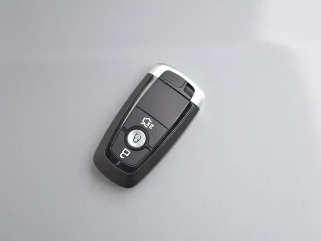Ford Mondeo — Фото автомобиля 24