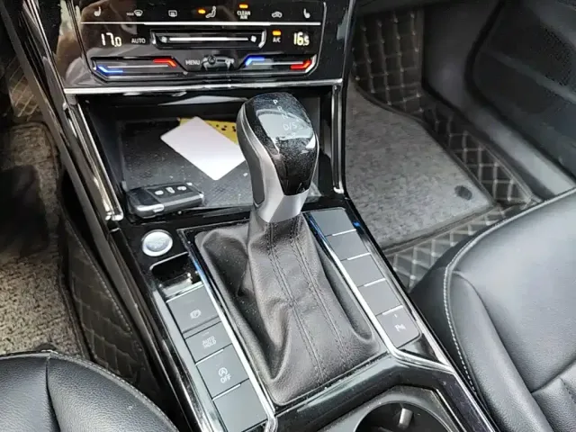 Volkswagen Passat — Фото автомобиля 9