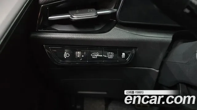 Kia Niro The All New — Фото автомобиля 25
