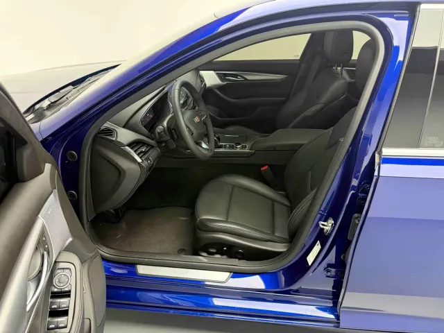 Cadillac CT5 — Фото автомобиля 6