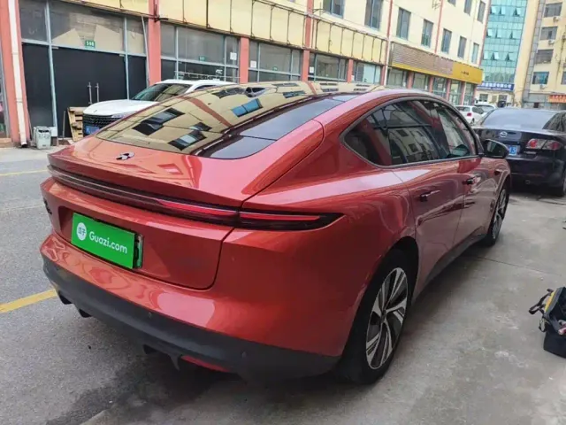 NIO NIO ET5 2022 75kWh — Фото автомобиля 4