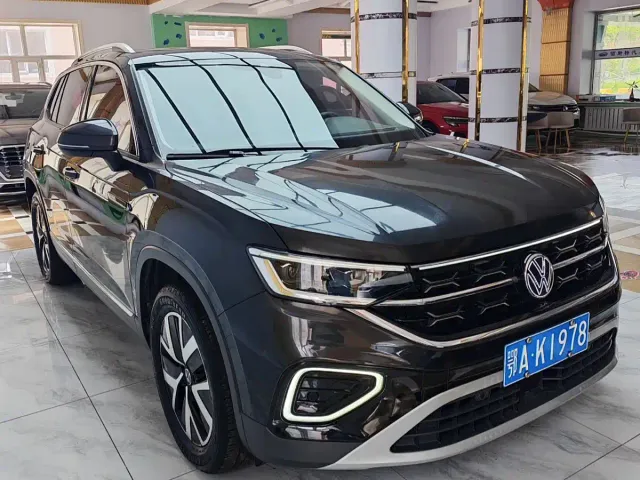 Volkswagen Tayron — Фото автомобиля 3