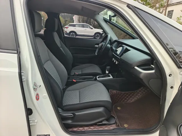 Honda Fit — Фото автомобиля 11