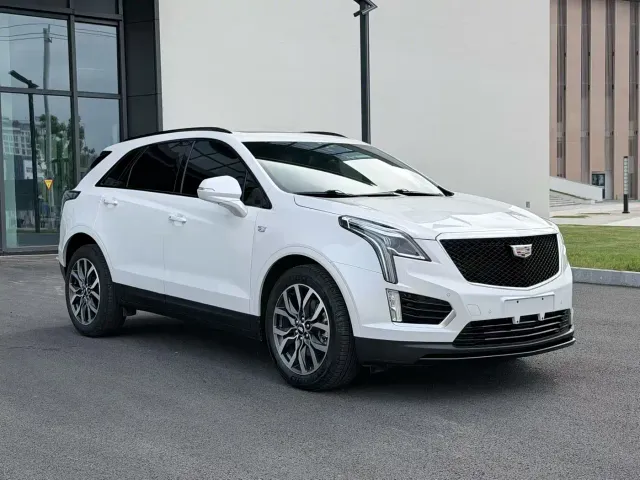 Cadillac XT5 — Фото автомобиля 2
