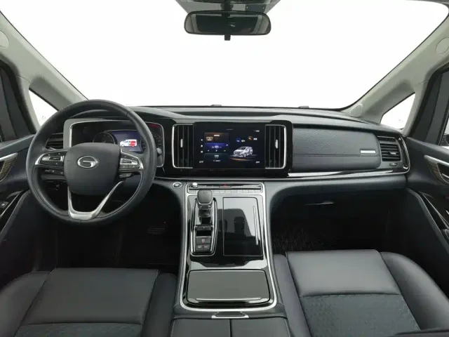 GAC Trumpchi M8 — Фото автомобиля 5