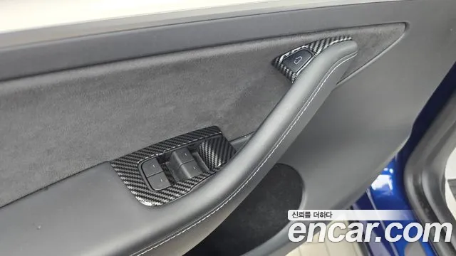 Tesla Model Y — Фото автомобиля 28