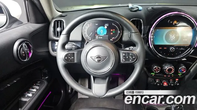 Mini Countryman — Фото автомобиля 12