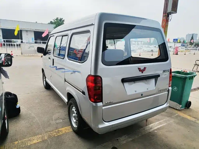 Wuling Zhiguang — Фото автомобиля 4